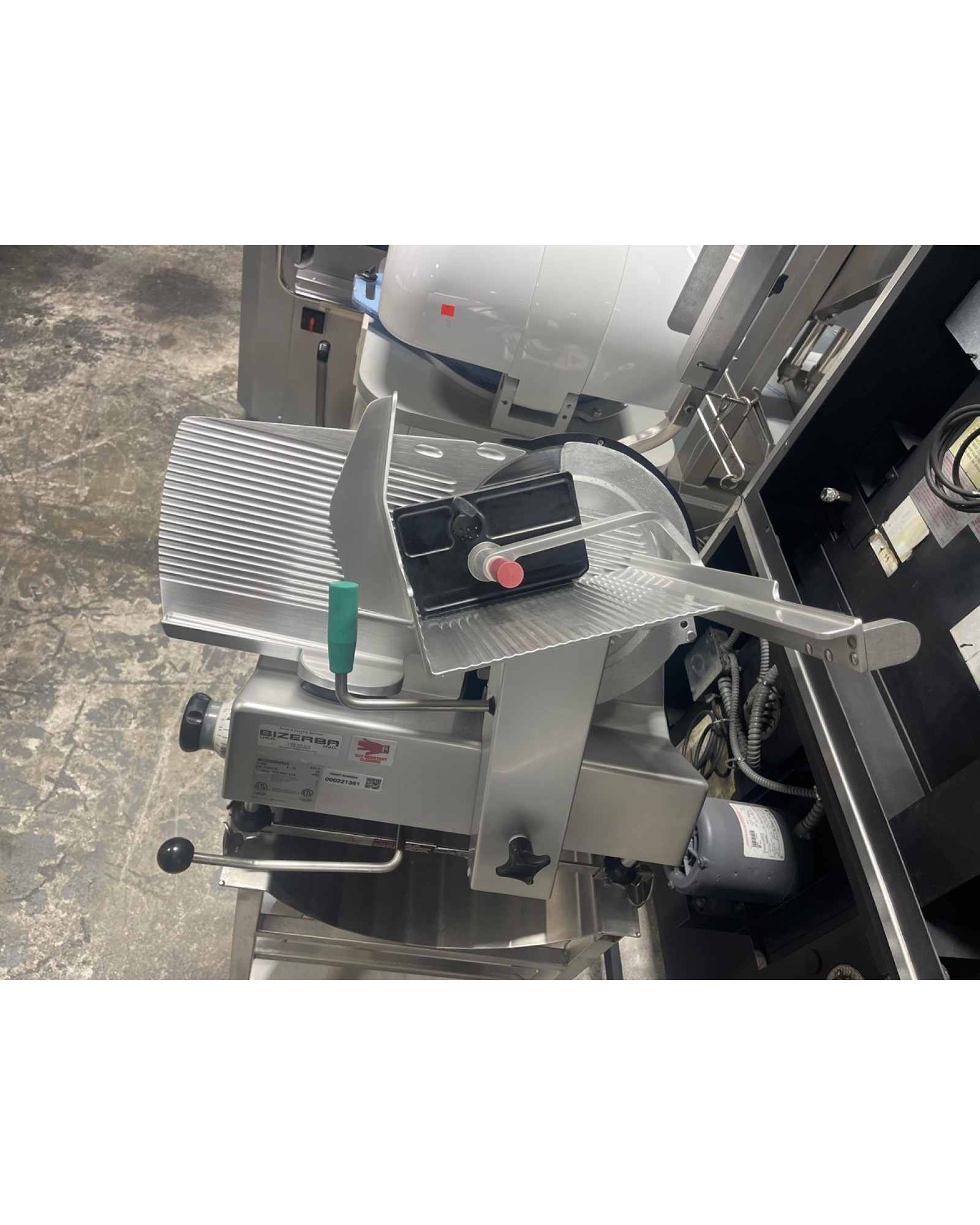 Bizerba 13" Deli Slicer with Stand (USED)