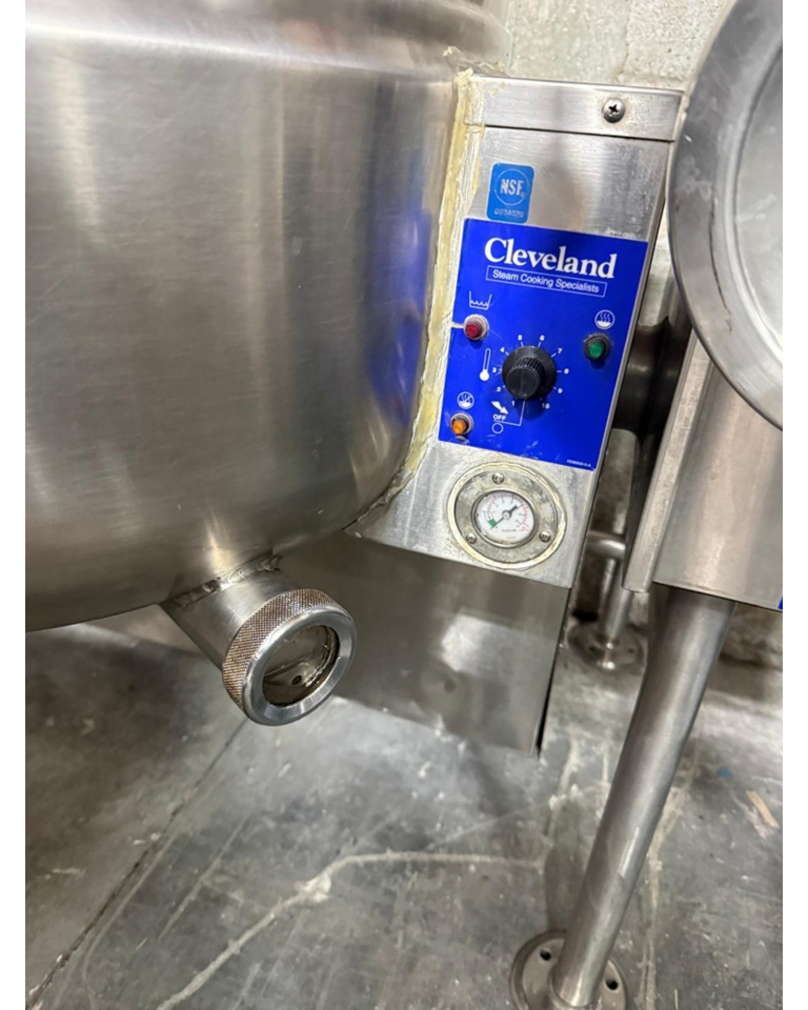 Cleveland 40 Gallon [150 Liter] Tilting Kettle (USED)