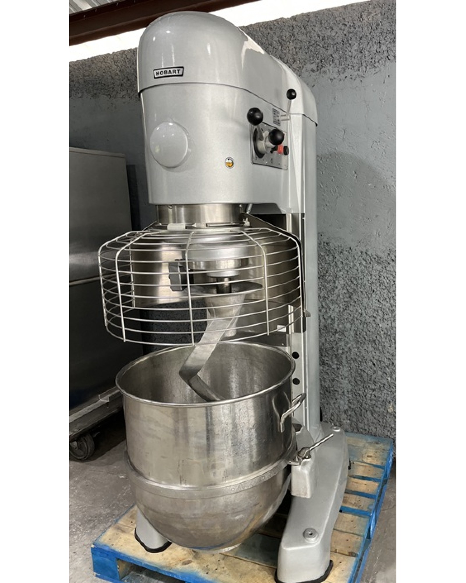 Hobart 140 Qt. Mixer (USED)