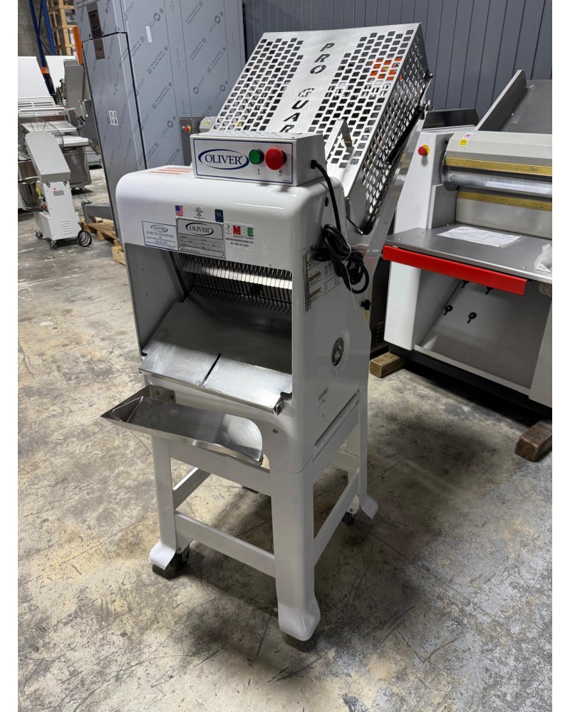 Oliver Gravity-Feed Bread Slicer with Cover (USED)